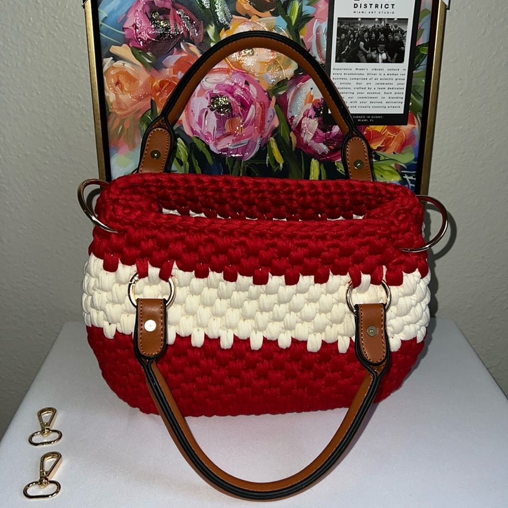 Hand Crafted Top Handle Shoulder Bag - Picture 13 of 17